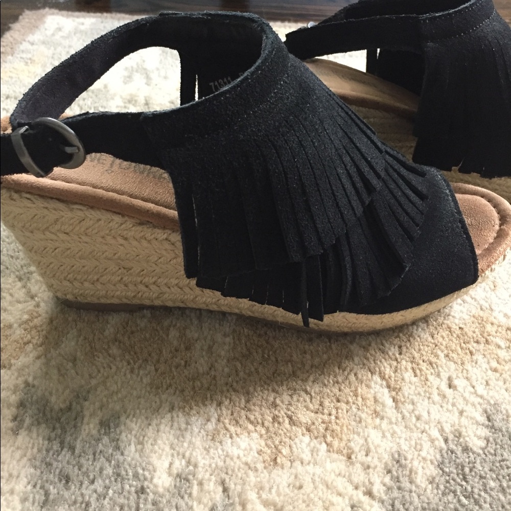 Minnetonka Wedges